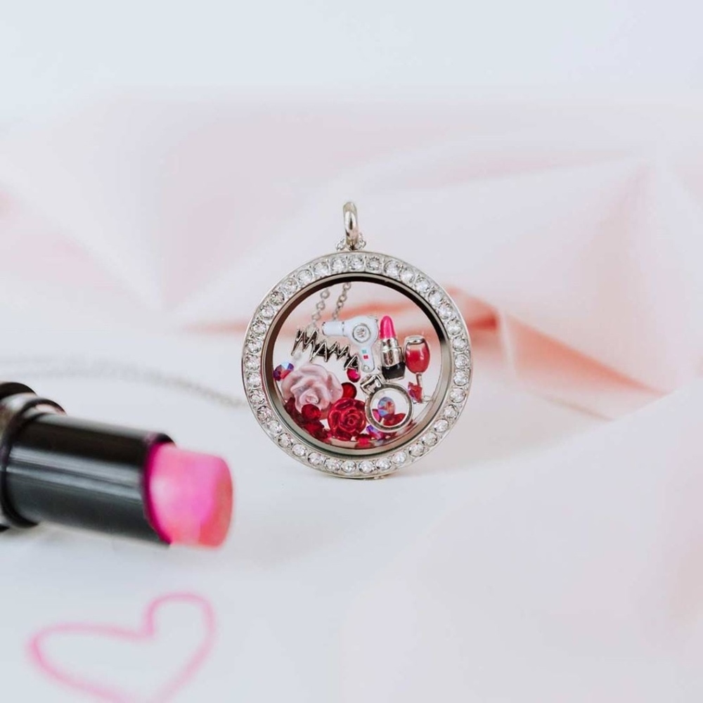 Origami Owl Medium crystal living locket